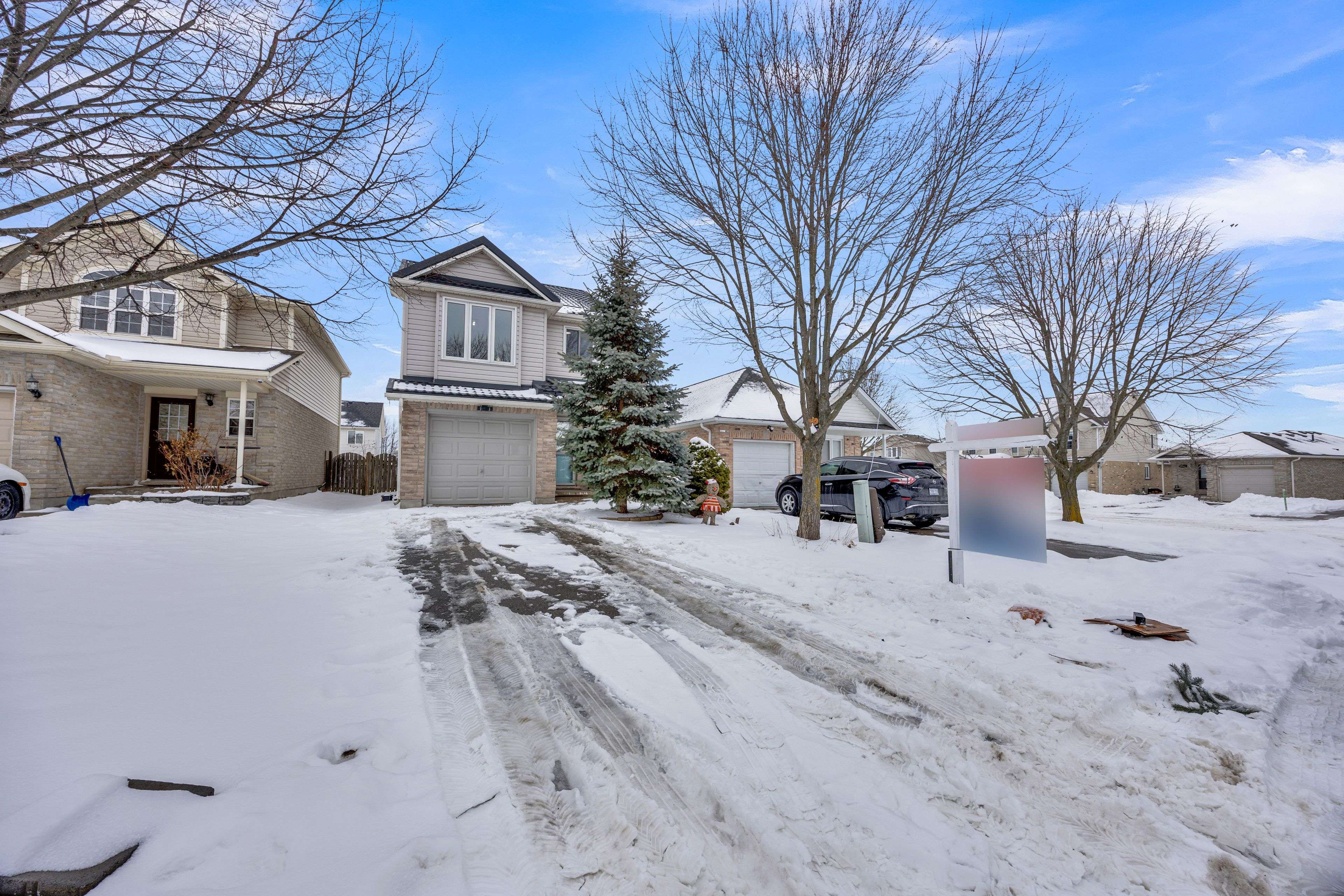 London North, ON N5X 4N2,1843 Bloom CRES