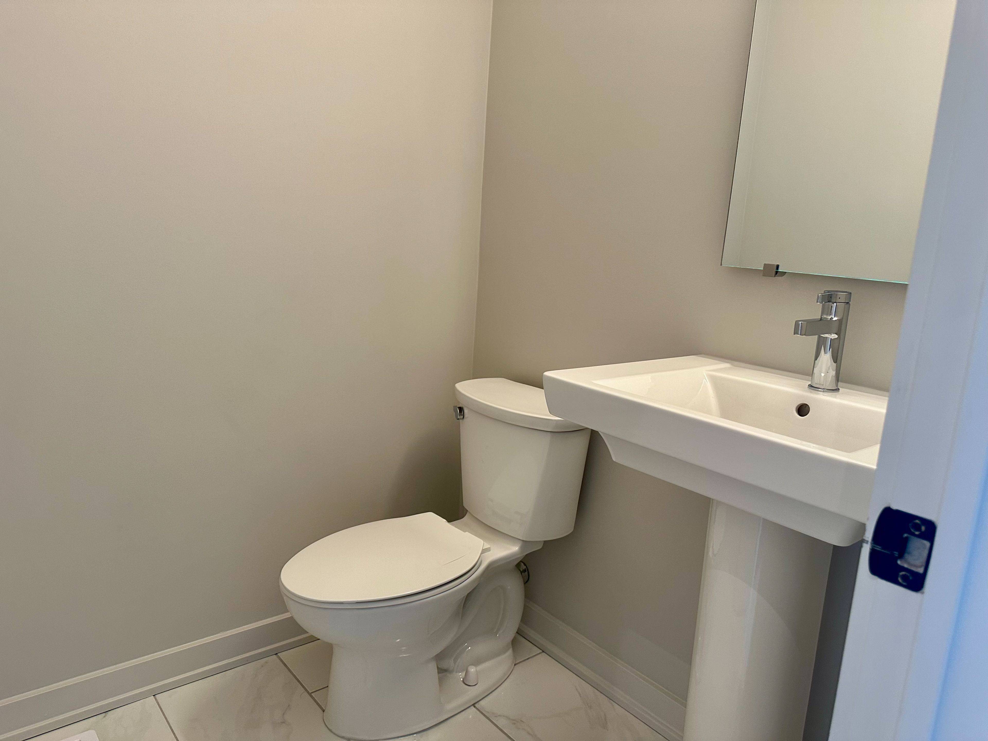 Blossom Park - Airport And Area, ON K4M 0R9,168 UNISON ST