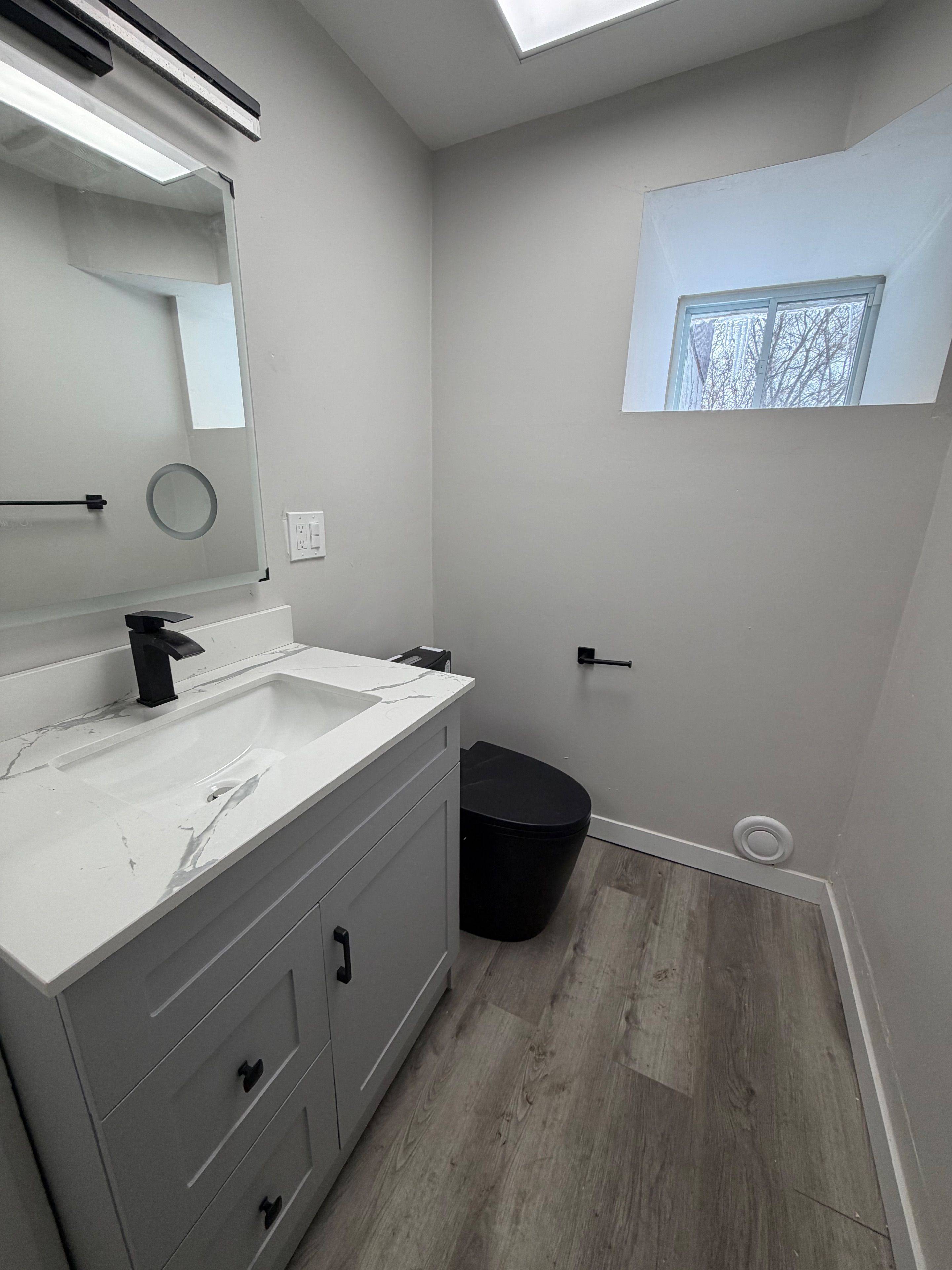 North Bay, ON P1B 4W1,323 Algonquin AVE