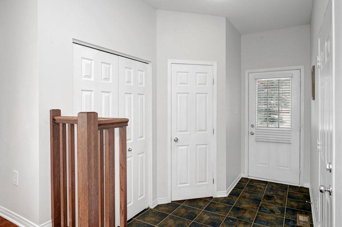 Kanata, ON K2S 0J2,201 Opus ST