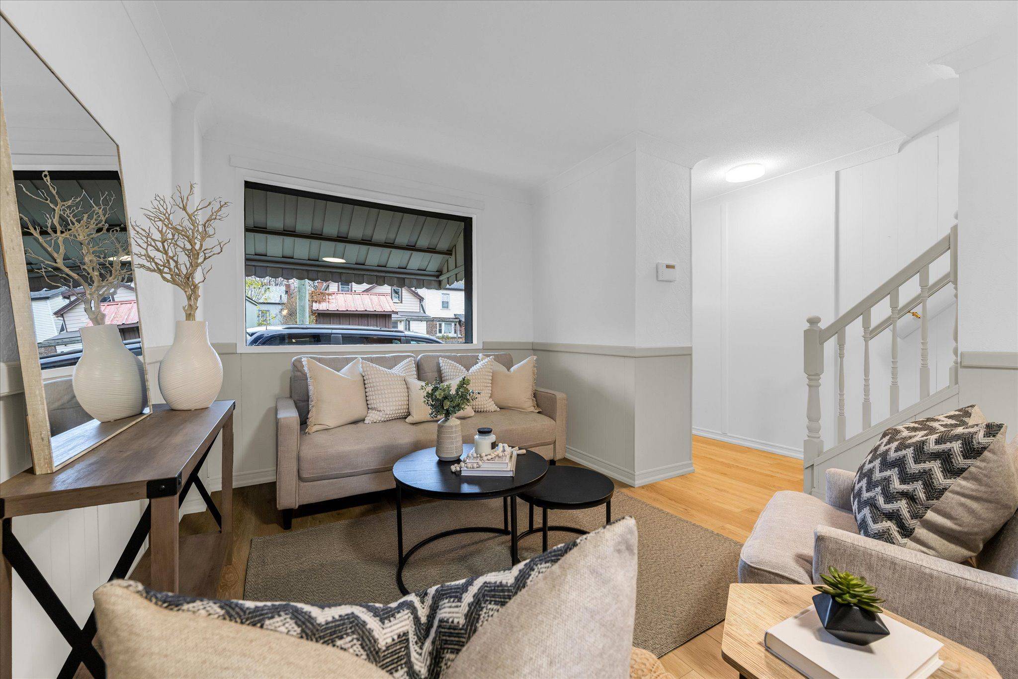 Hamilton, ON L8N 2P4,11 Ford ST