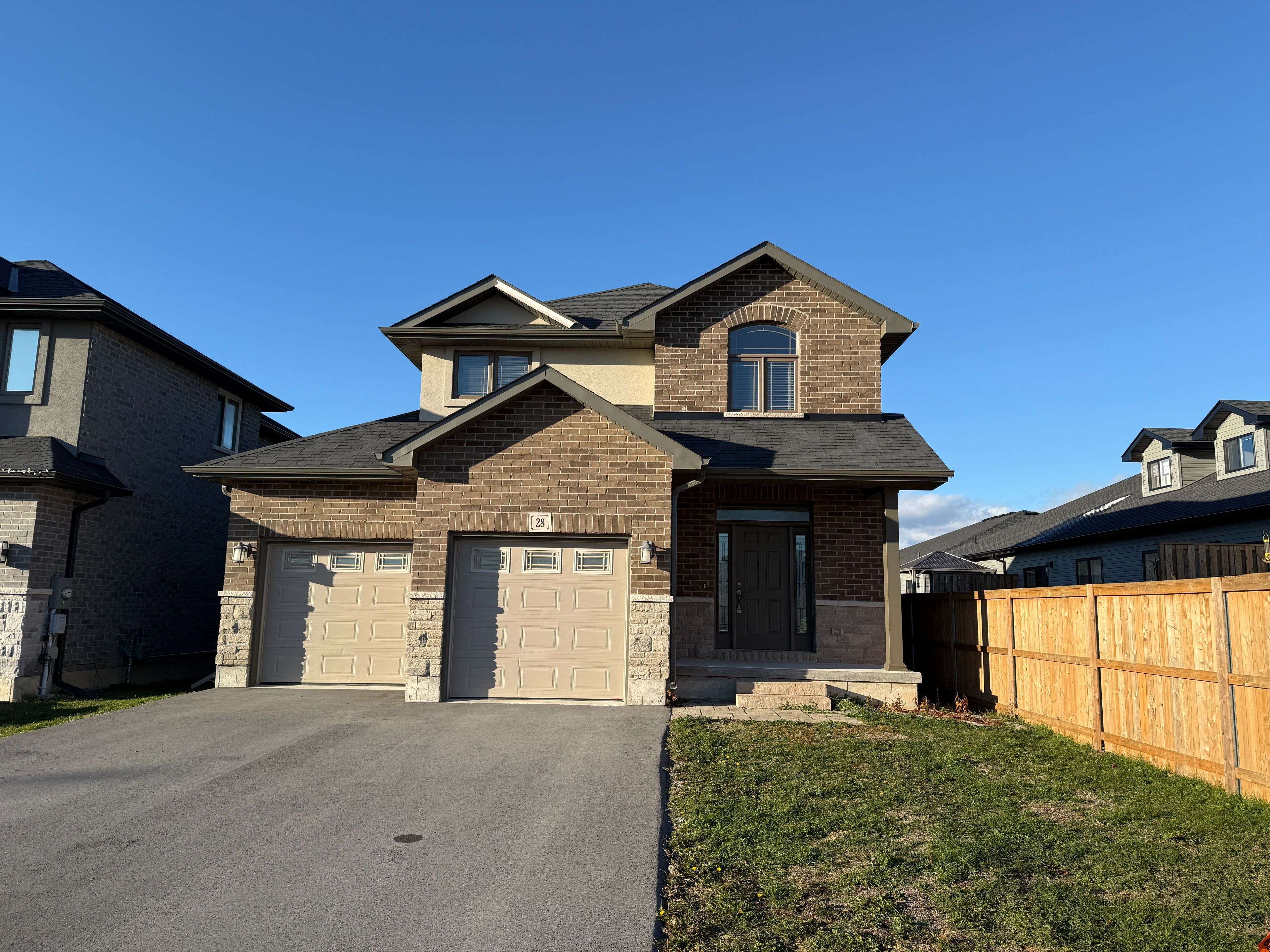 Belleville, ON K8N 4Z5,28 Primrose CRES