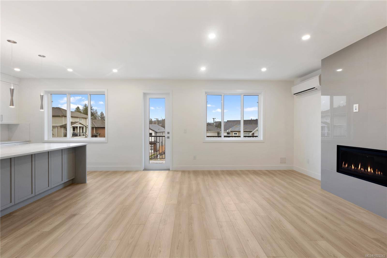 Langford, BC V9B 6Y6,776 Plover Crt