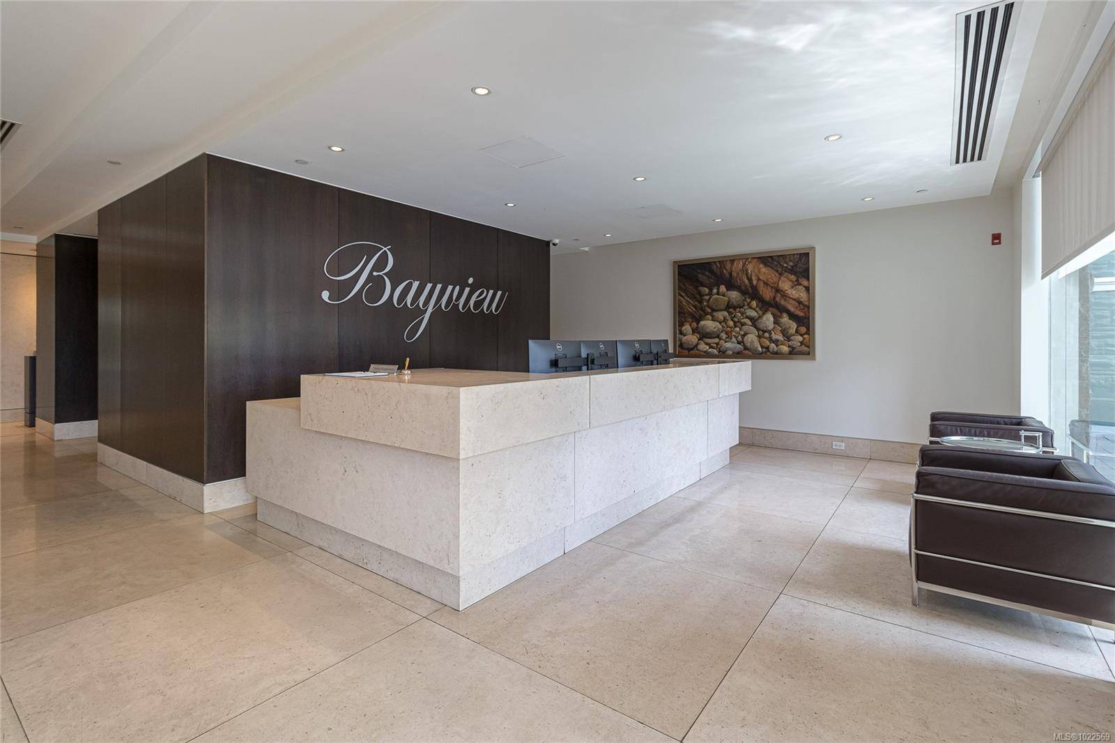 Victoria, BC V9A 0A1,100 Saghalie Rd #105