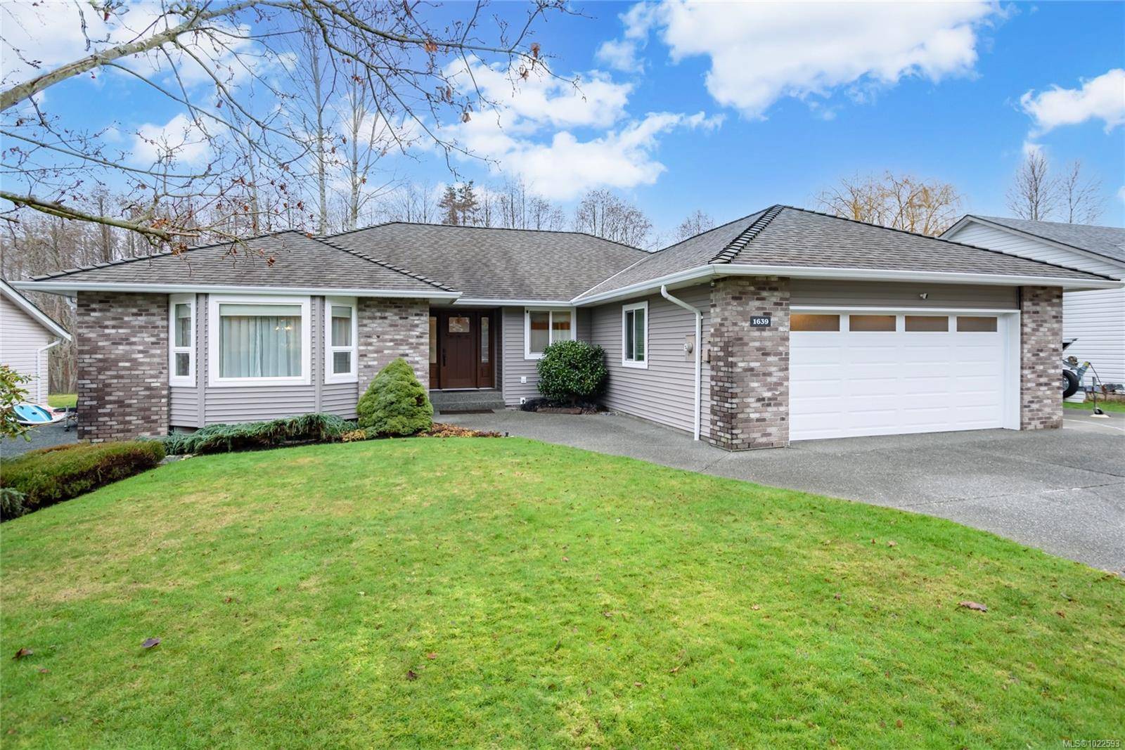 Courtenay, BC V9N 8L8,1639 Mallard Dr