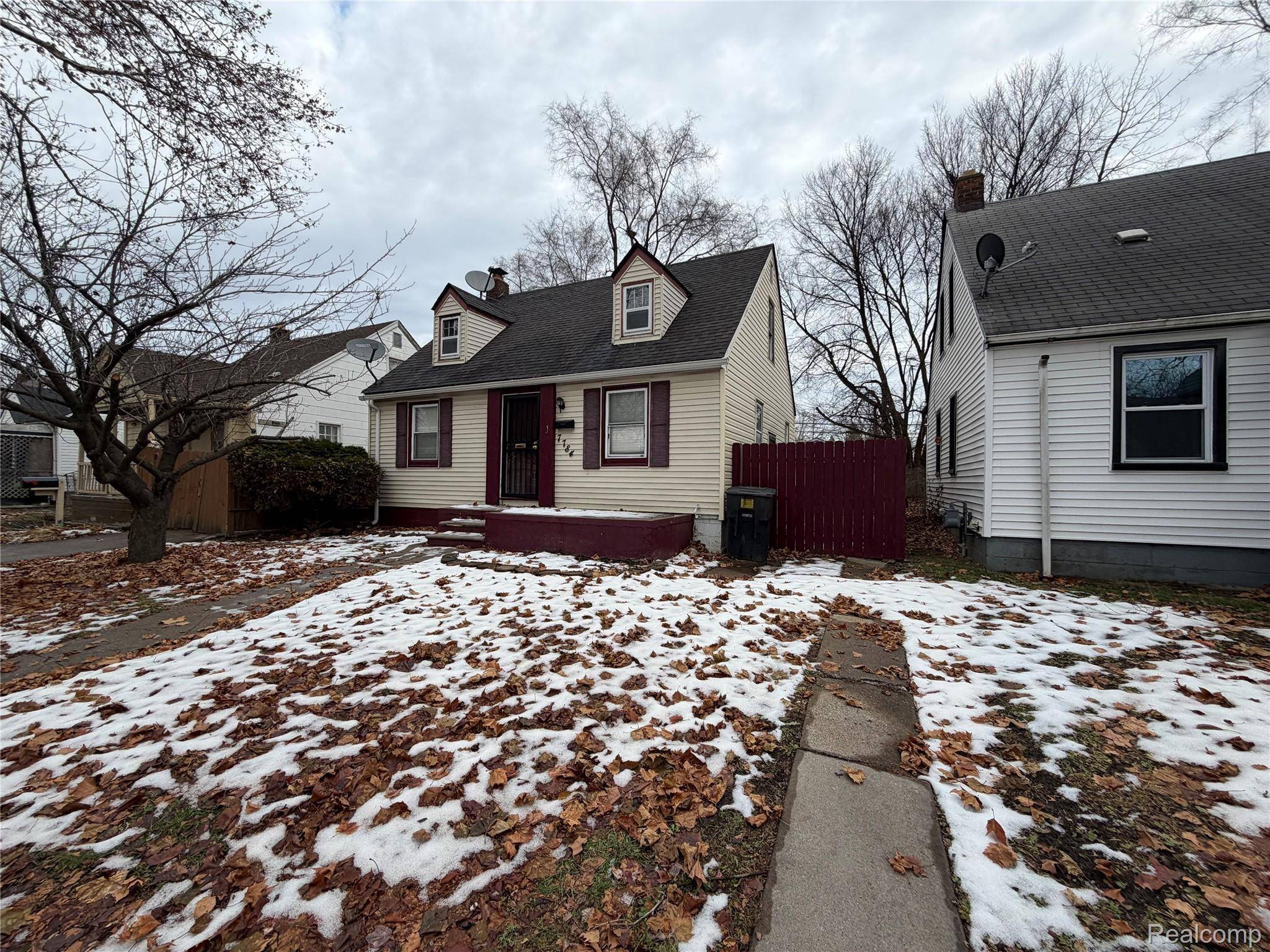 Detroit, MI 48228,7784 Mettetal ST