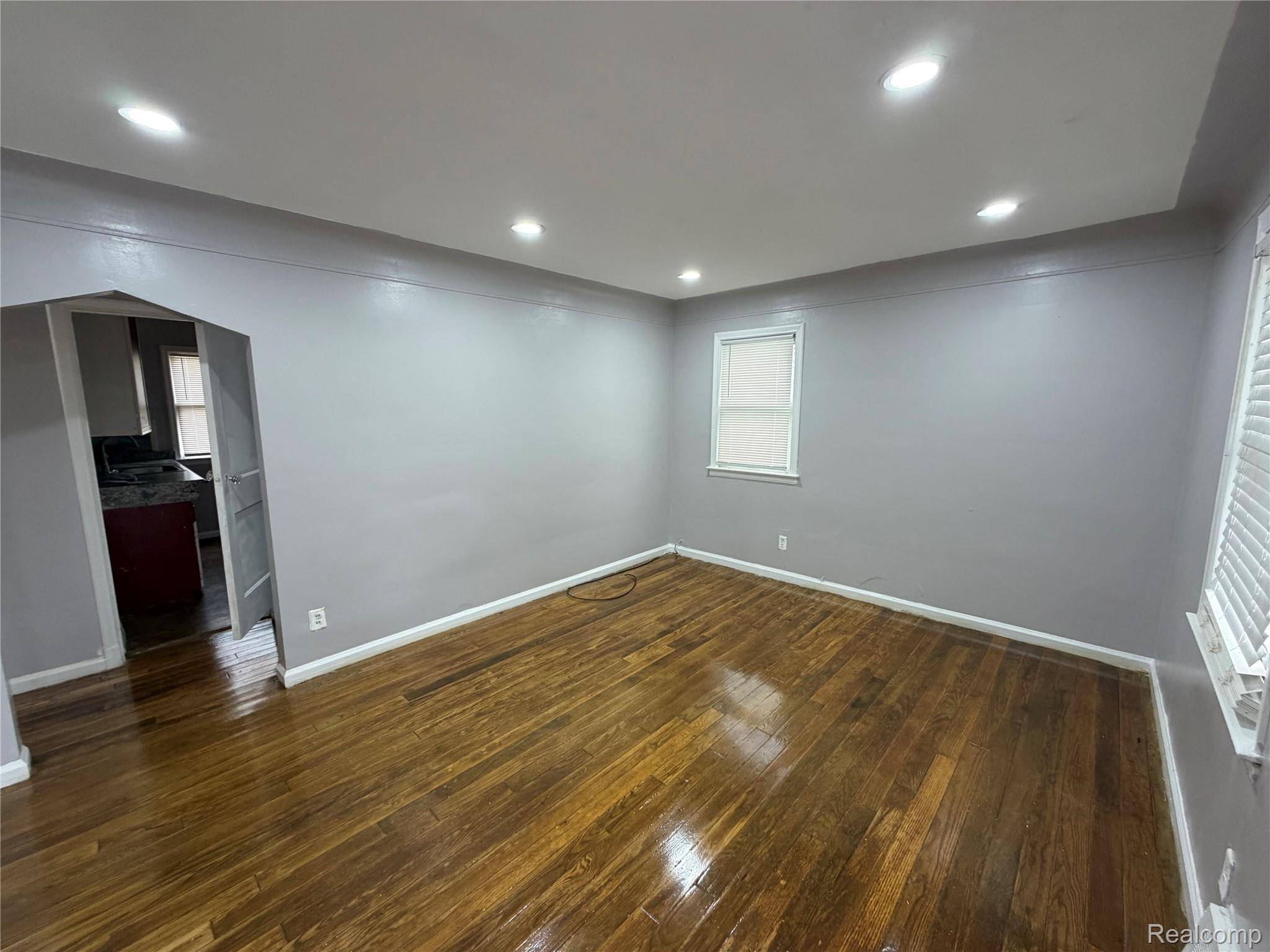 Detroit, MI 48228,7784 Mettetal ST