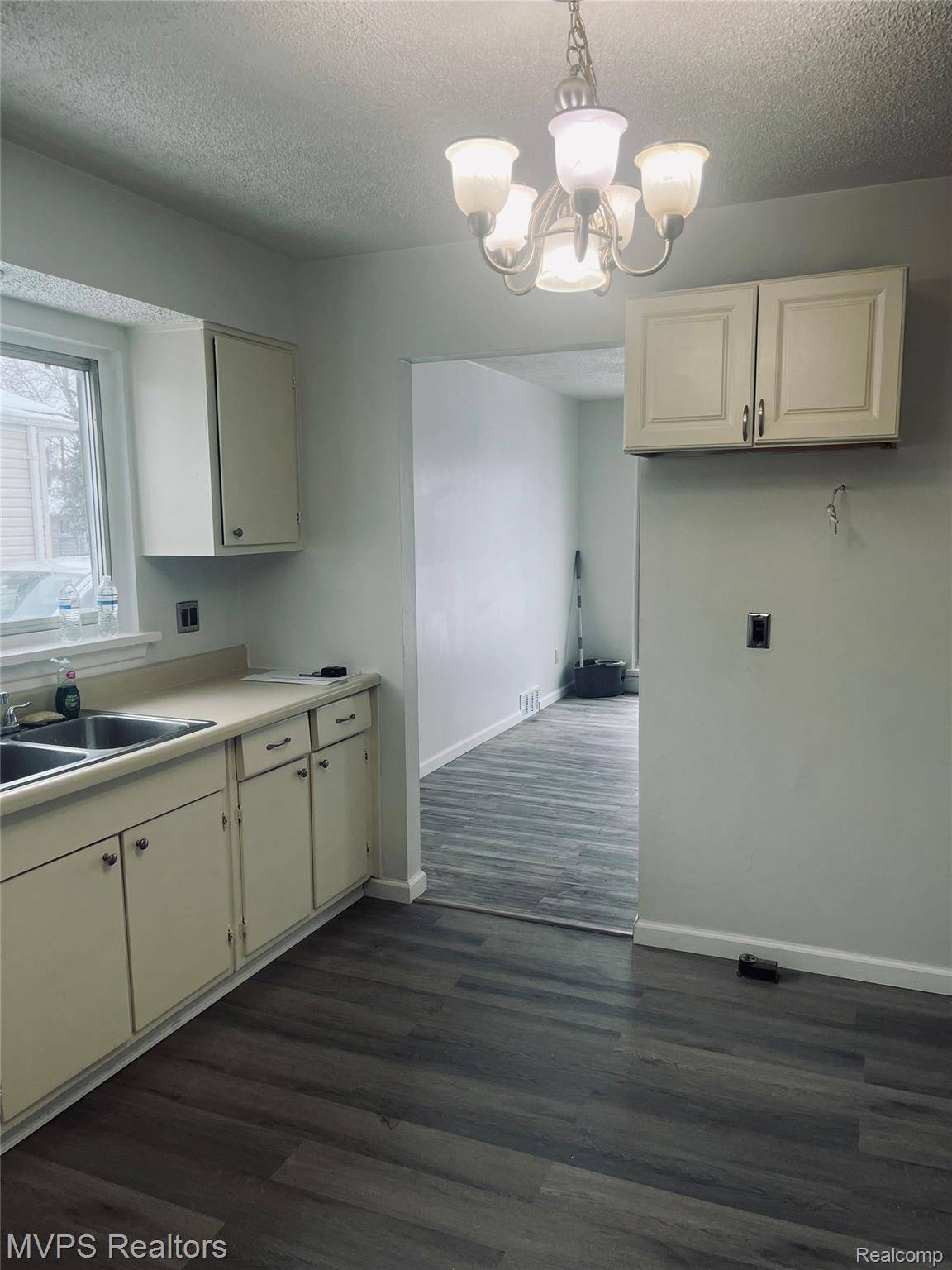 Madison Heights, MI 48071,45 W Hudson AVE