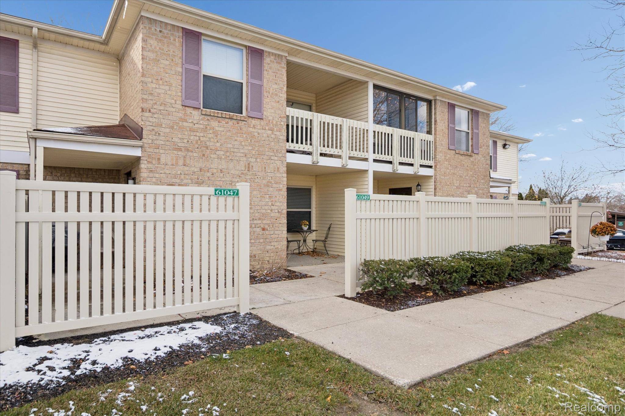 South Lyon, MI 48178,61049 Greenwood DR