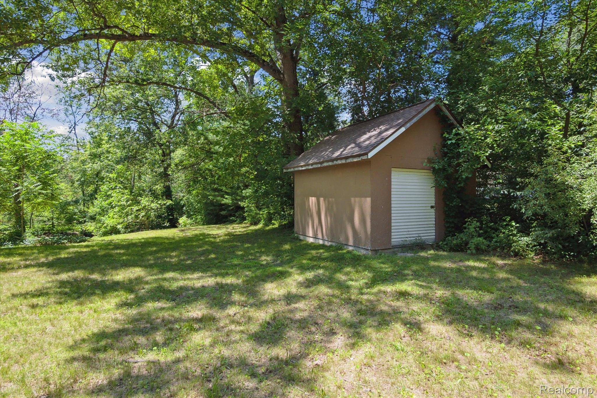 Linden, MI 48451,15276 Outer DR