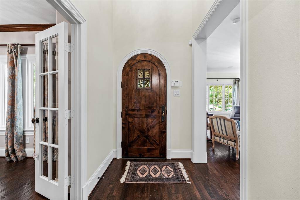 Dallas, TX 75206,5910 Velasco Avenue