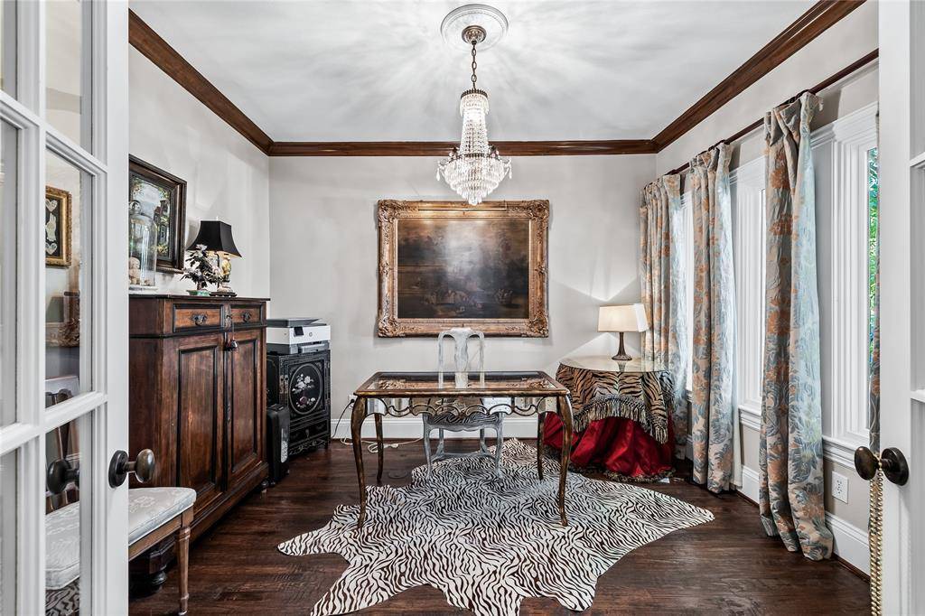 Dallas, TX 75206,5910 Velasco Avenue