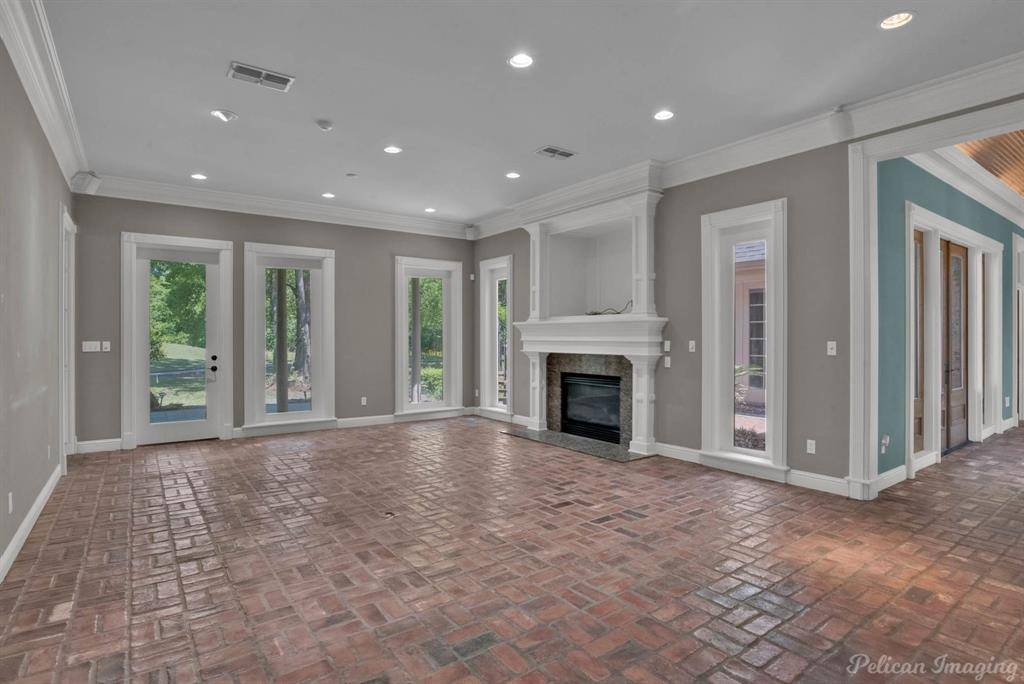 Bossier City, LA 71111,309 Bridgepoint Circle