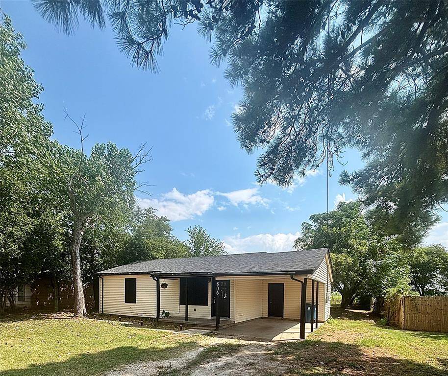 Whitney, TX 76692,806 E Beth Street