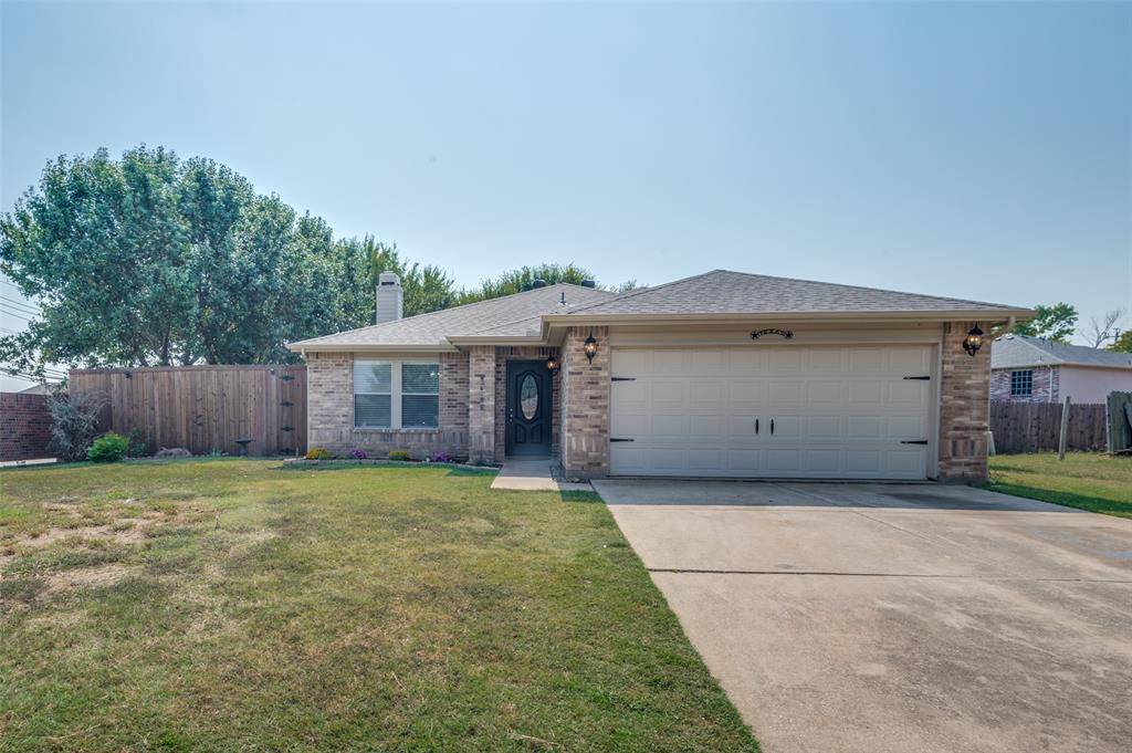 Grand Prairie, TX 75052,6004 Guilia Drive