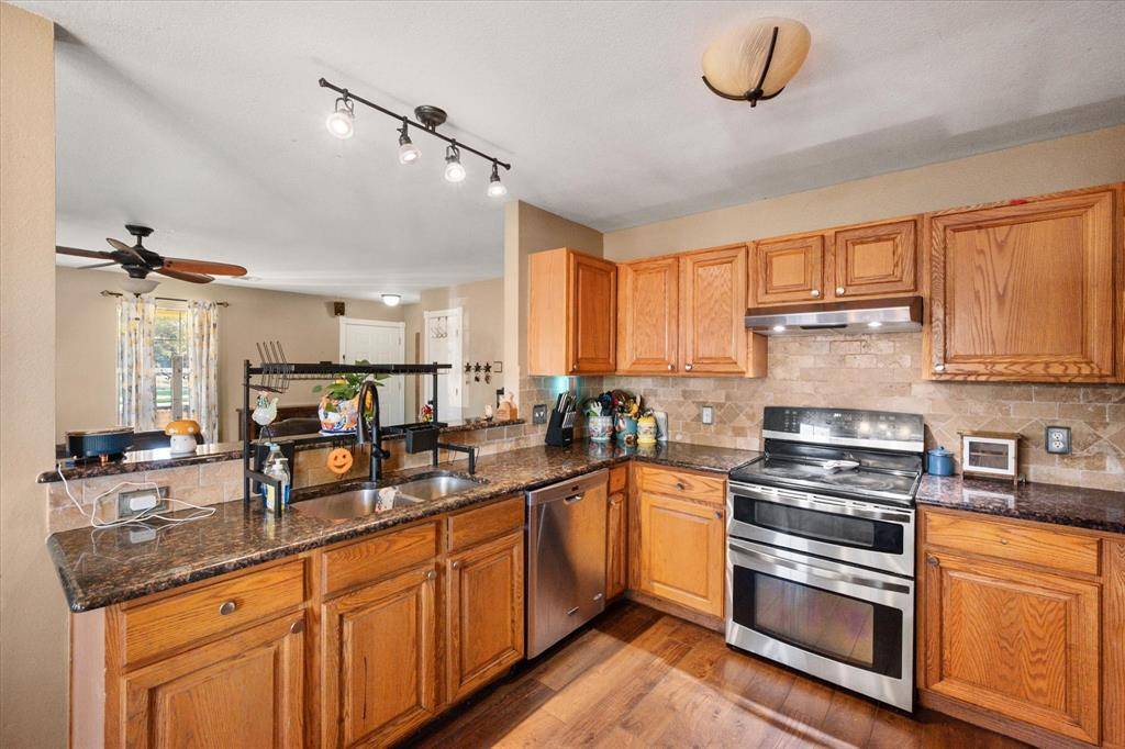 Alvarado, TX 76009,7811 E Fm 917