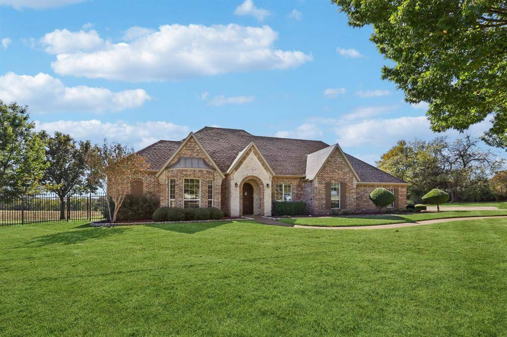 Sunnyvale, TX 75182,502 Long Creek Road