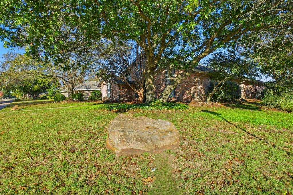 Waxahachie, TX 75165,313 Santa Fe Trail