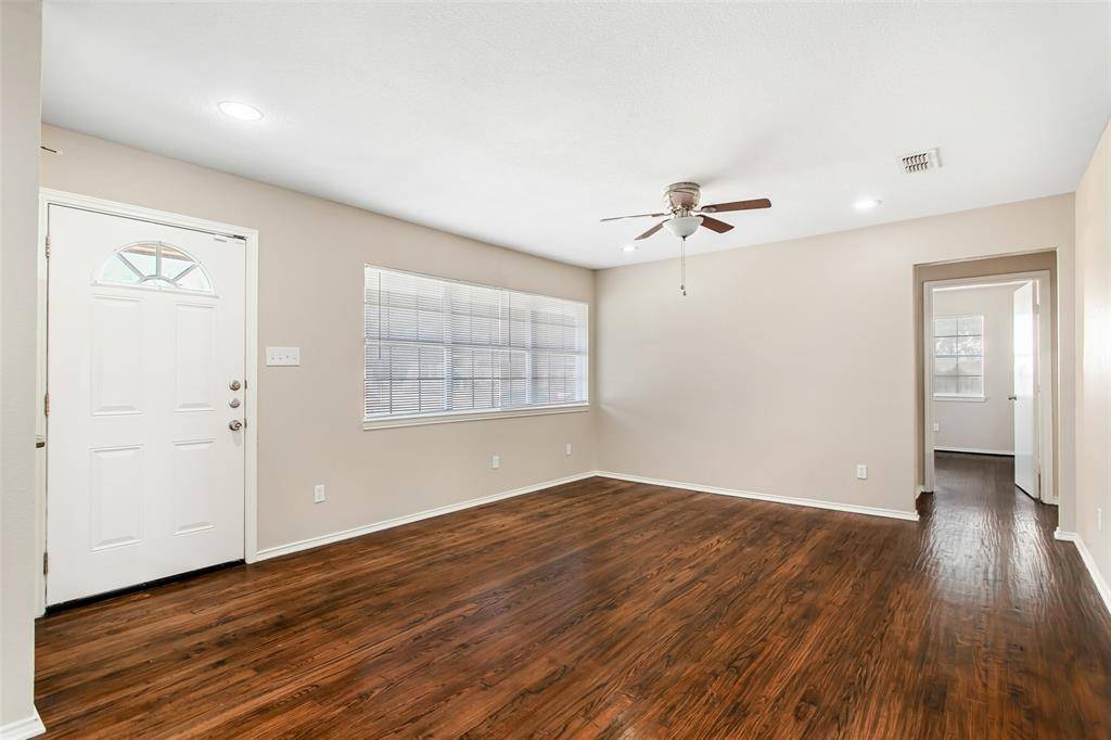 Dallas, TX 75228,10818 Sharondale Drive