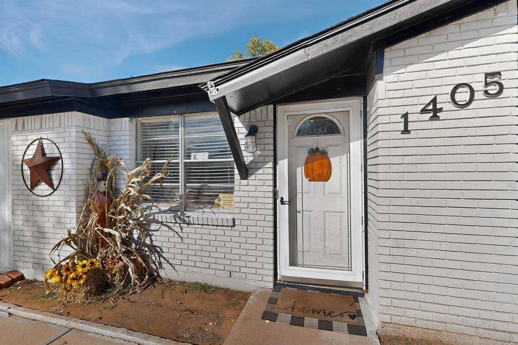 Bedford, TX 76022,1405 Bryan Drive