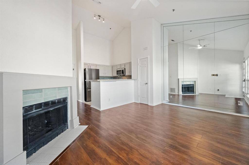 Dallas, TX 75209,4800 W Lovers Lane #518