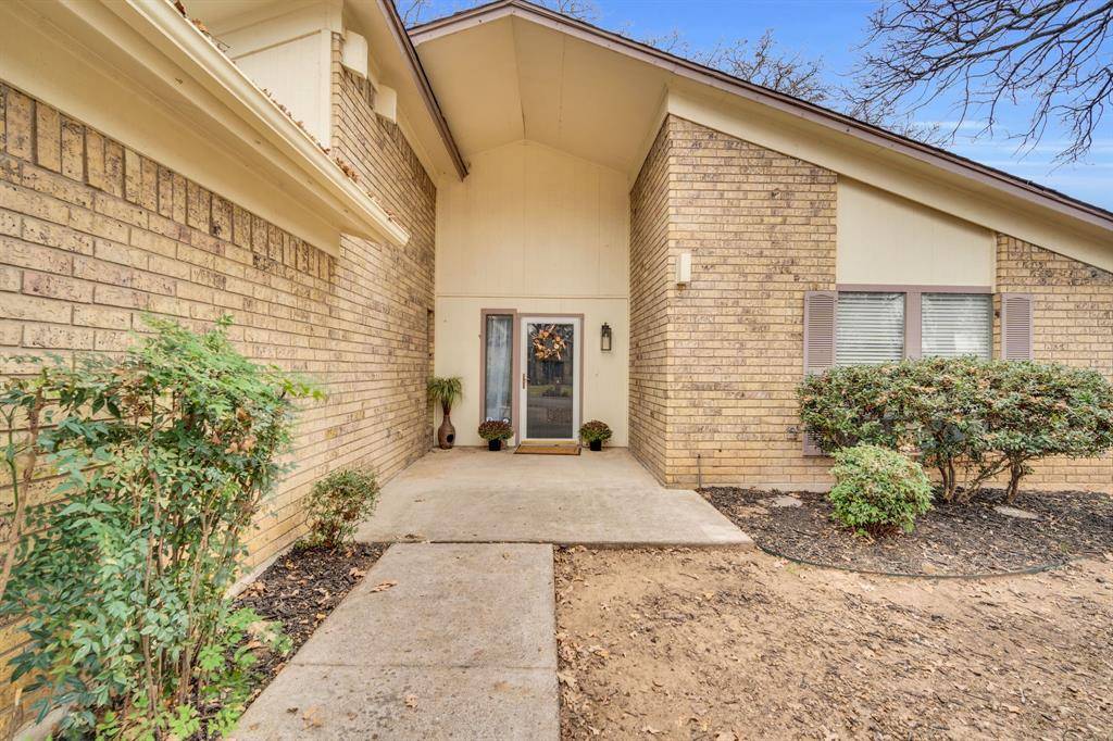 Arlington, TX 76017,4515 Indian Oaks Trail