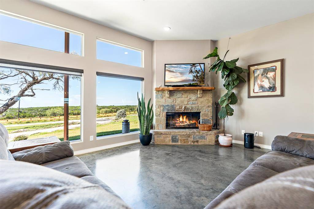 Purmela, TX 76566,750 County Road 100