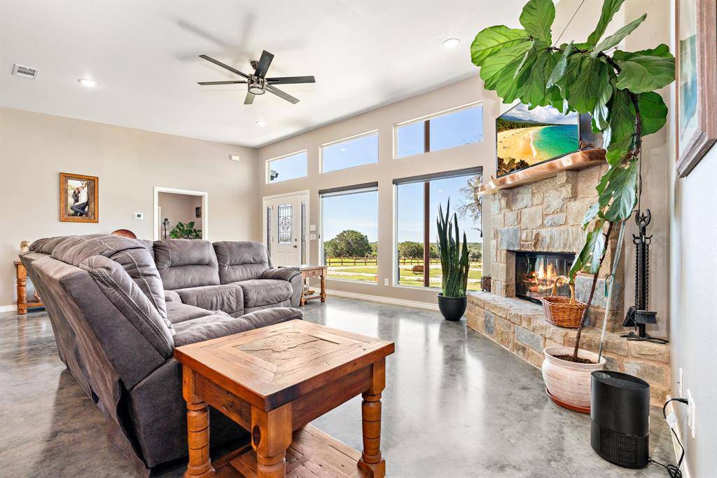 Purmela, TX 76566,750 County Road 100