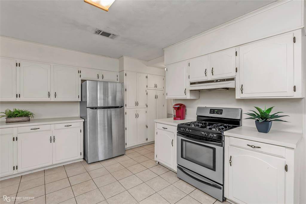 Shreveport, LA 71107,6718 N Park Court