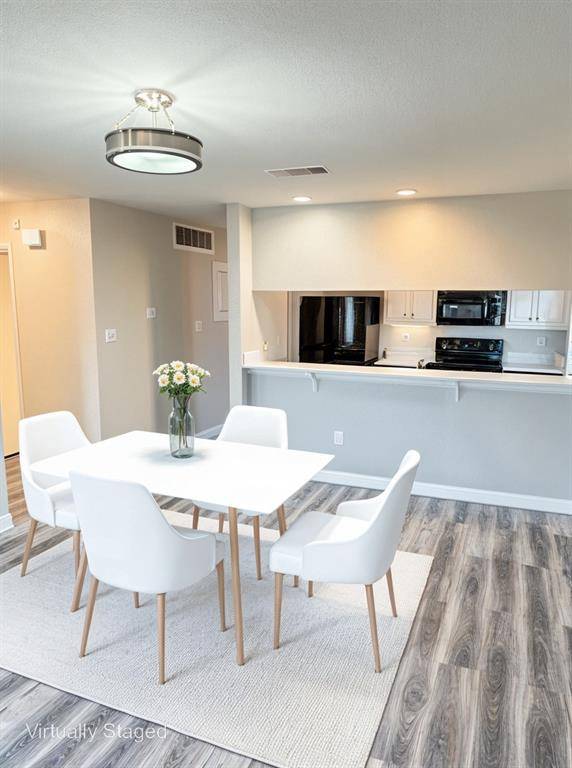 Arlington, TX 76012,1730 Crest Point Drive