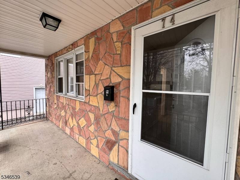 Hackensack City, NJ 07601,74 Union St
