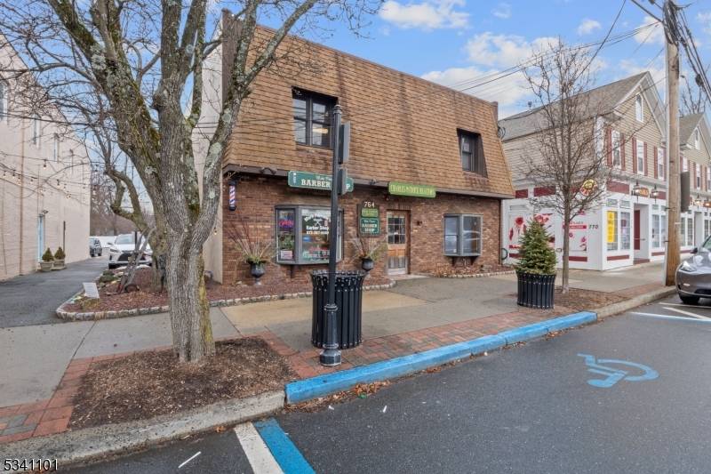 Morris Plains Boro, NJ 07950,764 Speedwell Ave