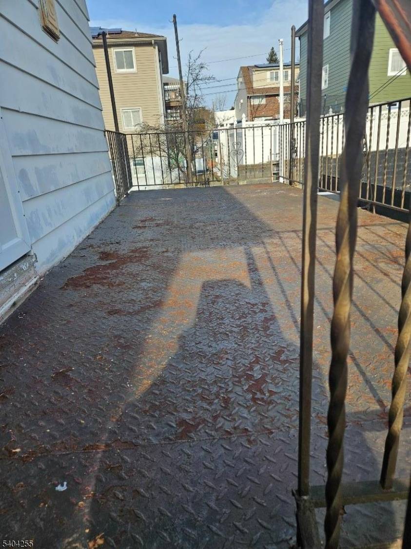 Woodland Park, NJ 07424,88 Haverhill Ave #2