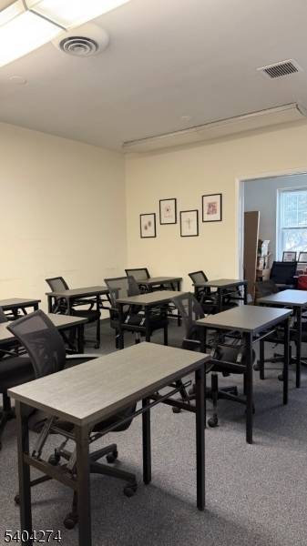 Wayne Twp., NJ 07470,1341 Hamburg Tpke