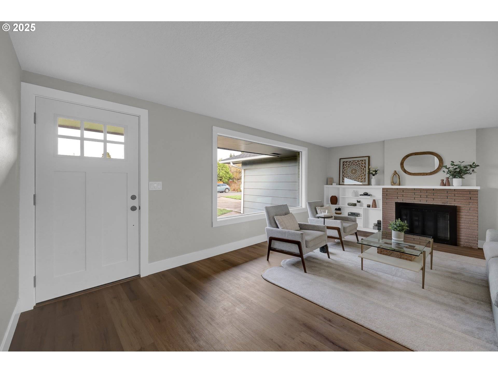 Eugene, OR 97404,124 E ANCHOR AVE