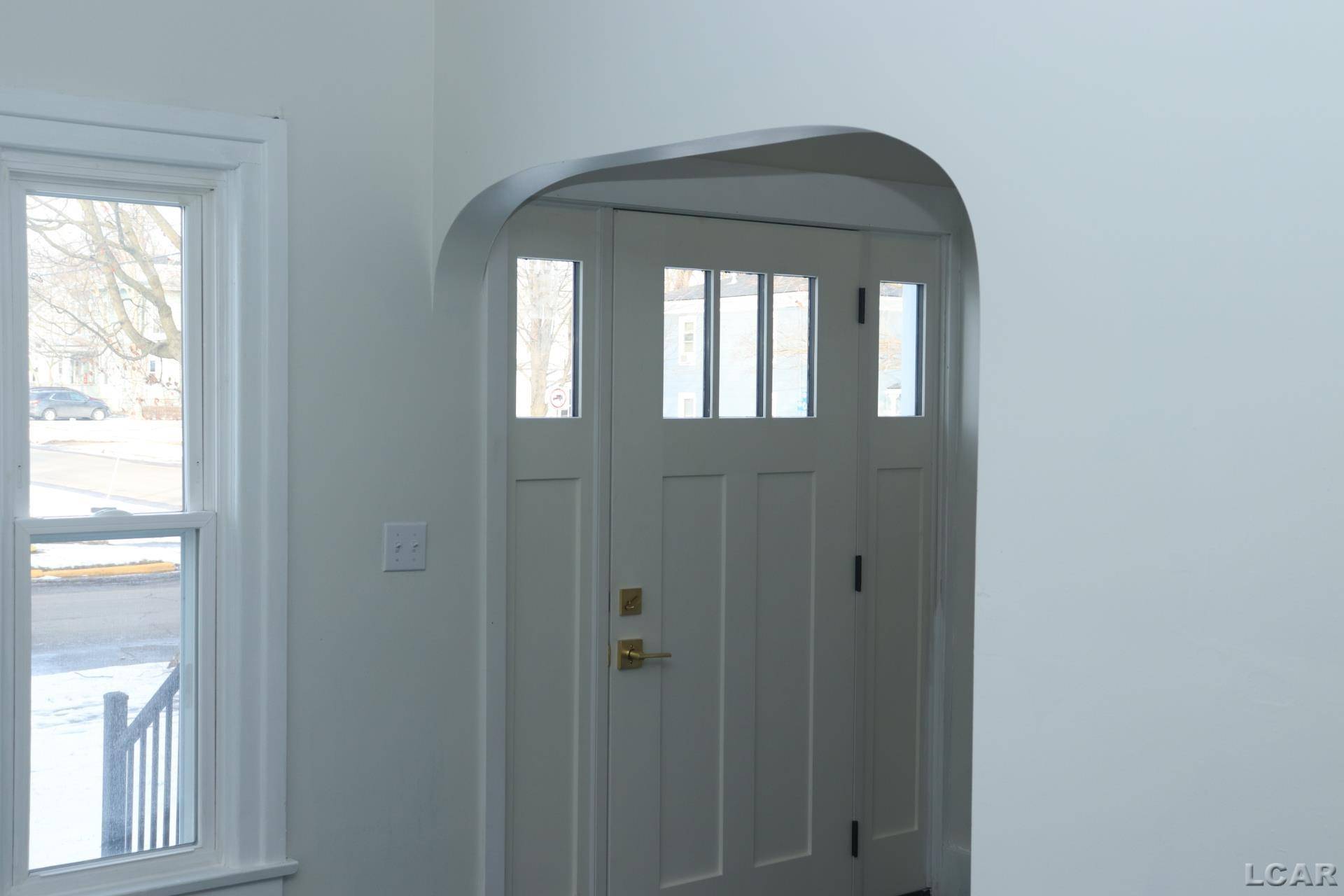 Adrian, MI 49221,705 College AVE