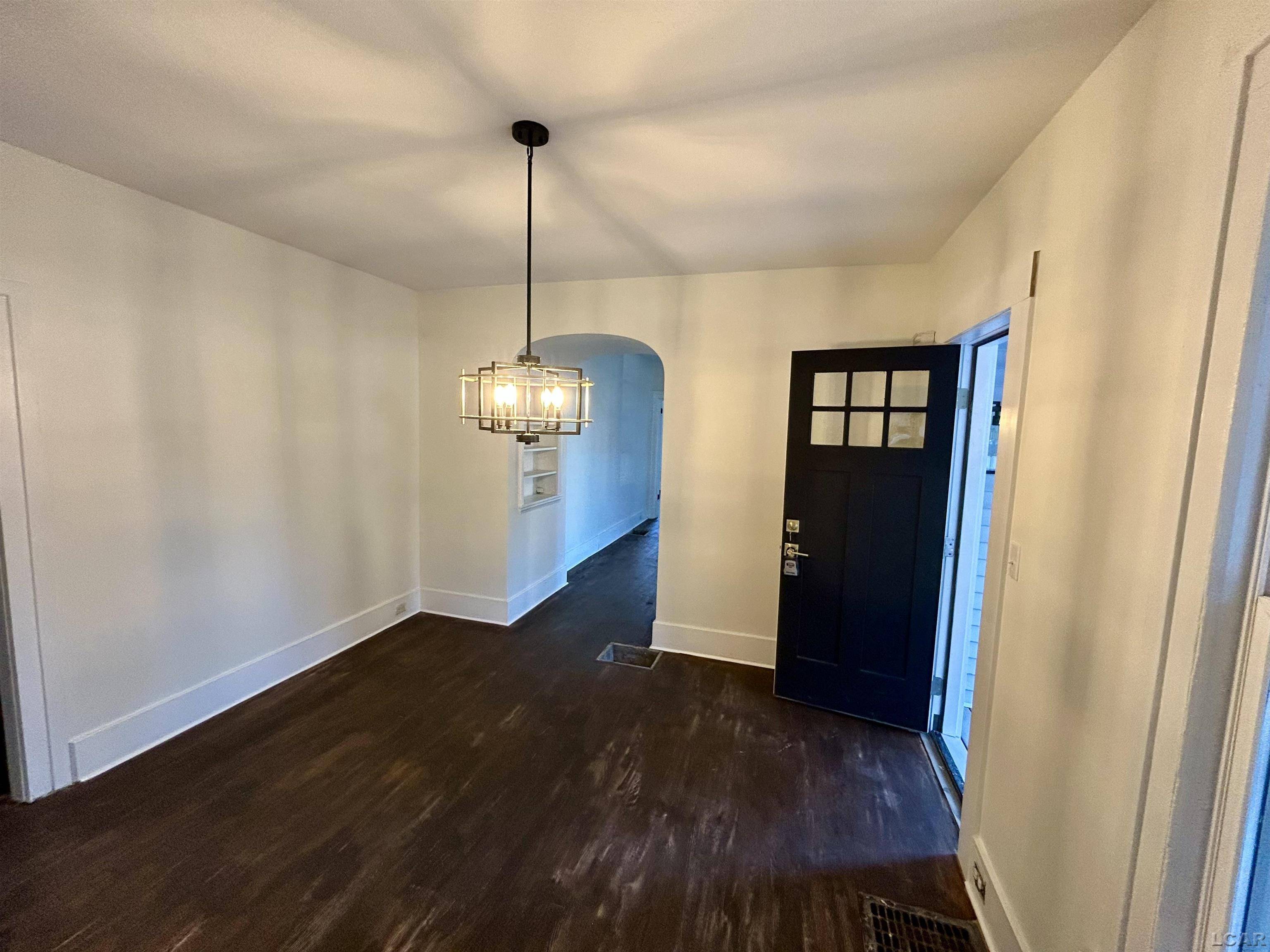 Adrian, MI 49221,705 College AVE