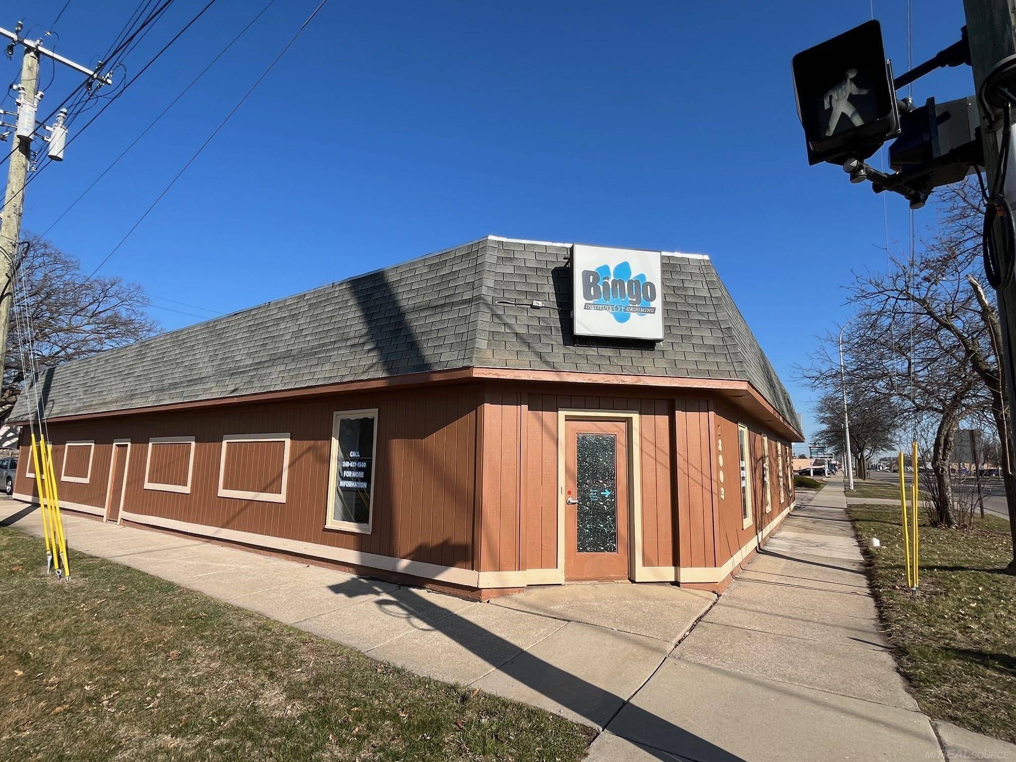 Madison Heights, MI 48071,28009 John R RD