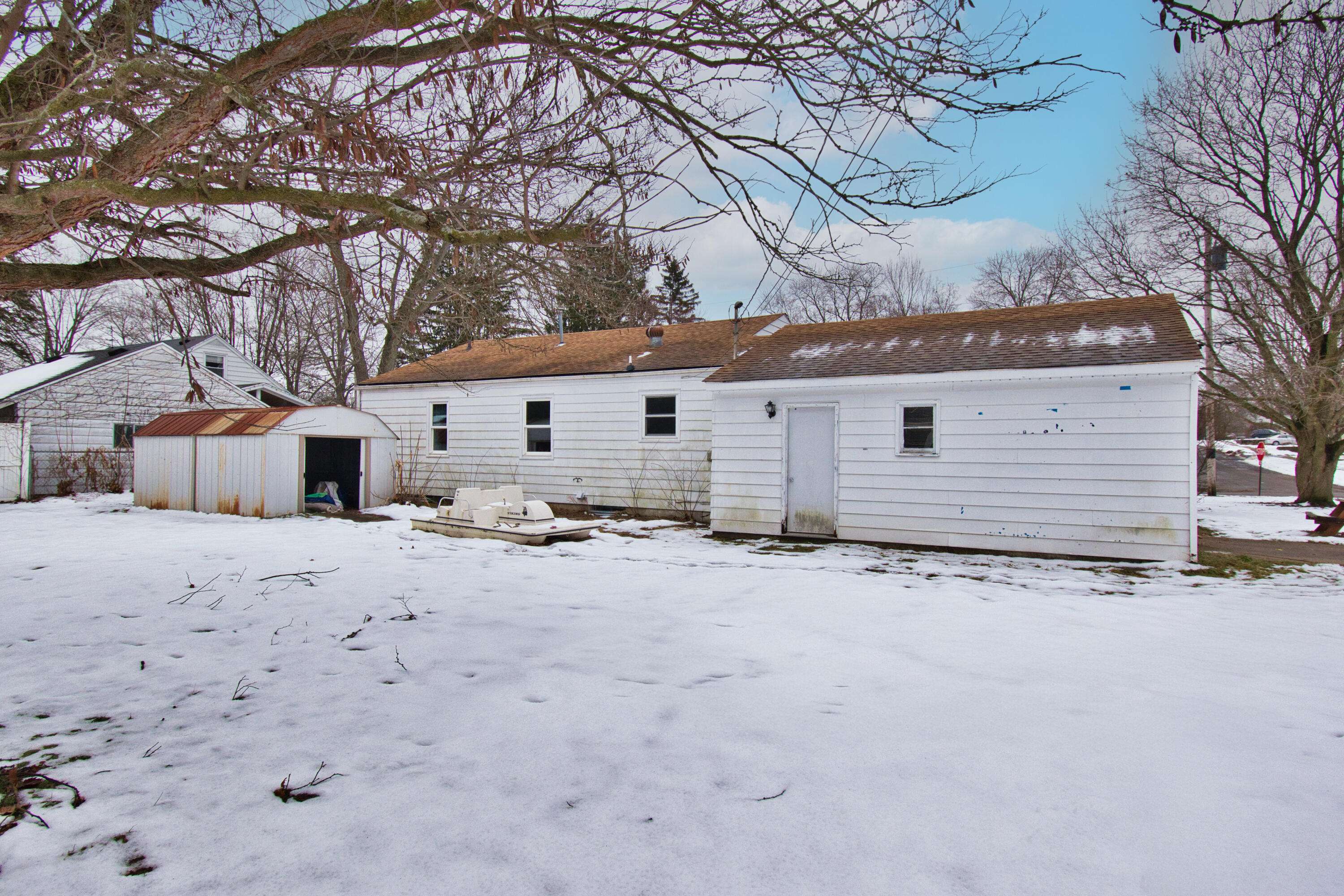 Buchanan, MI 49107,903 N Detroit ST