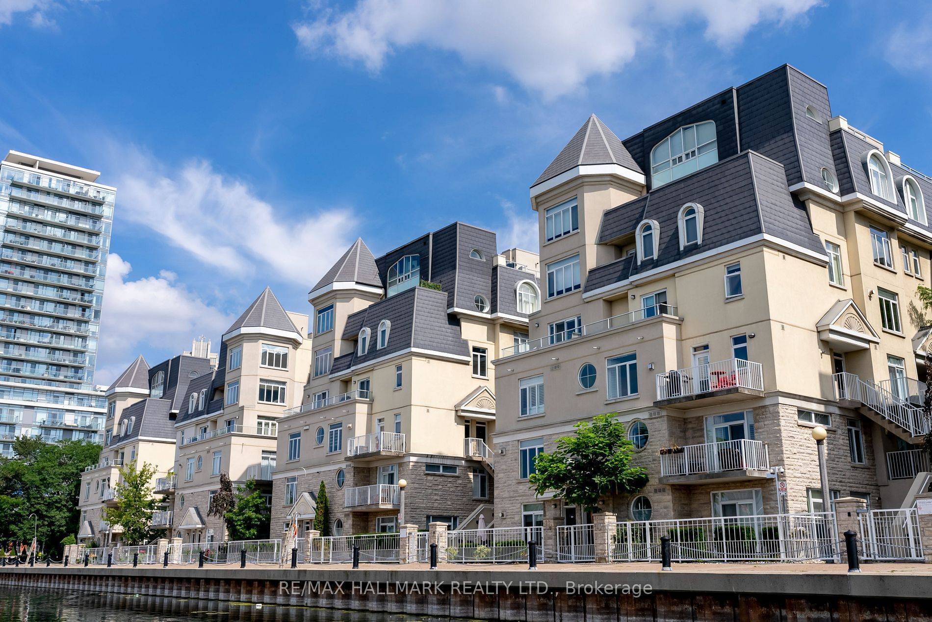 Toronto C01, ON M5V 3P4,30 Stadium RD #278