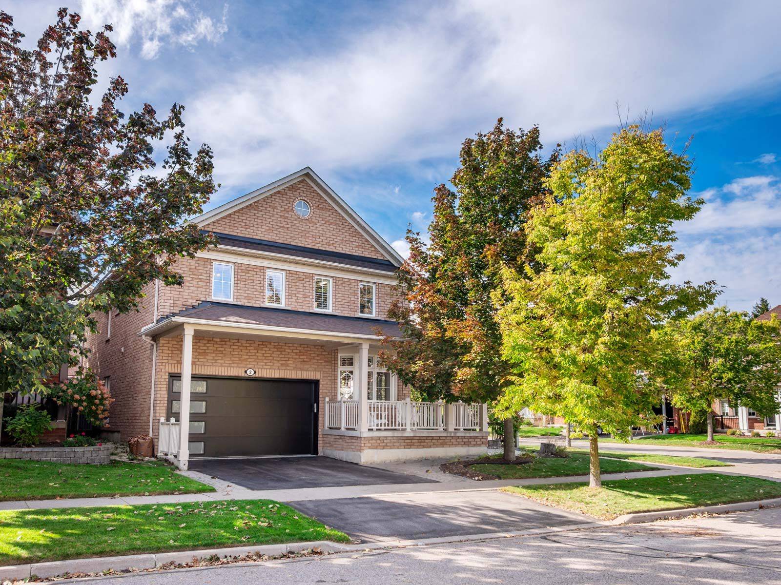 Whitby, ON L1M 2P3,2 Denbury CT