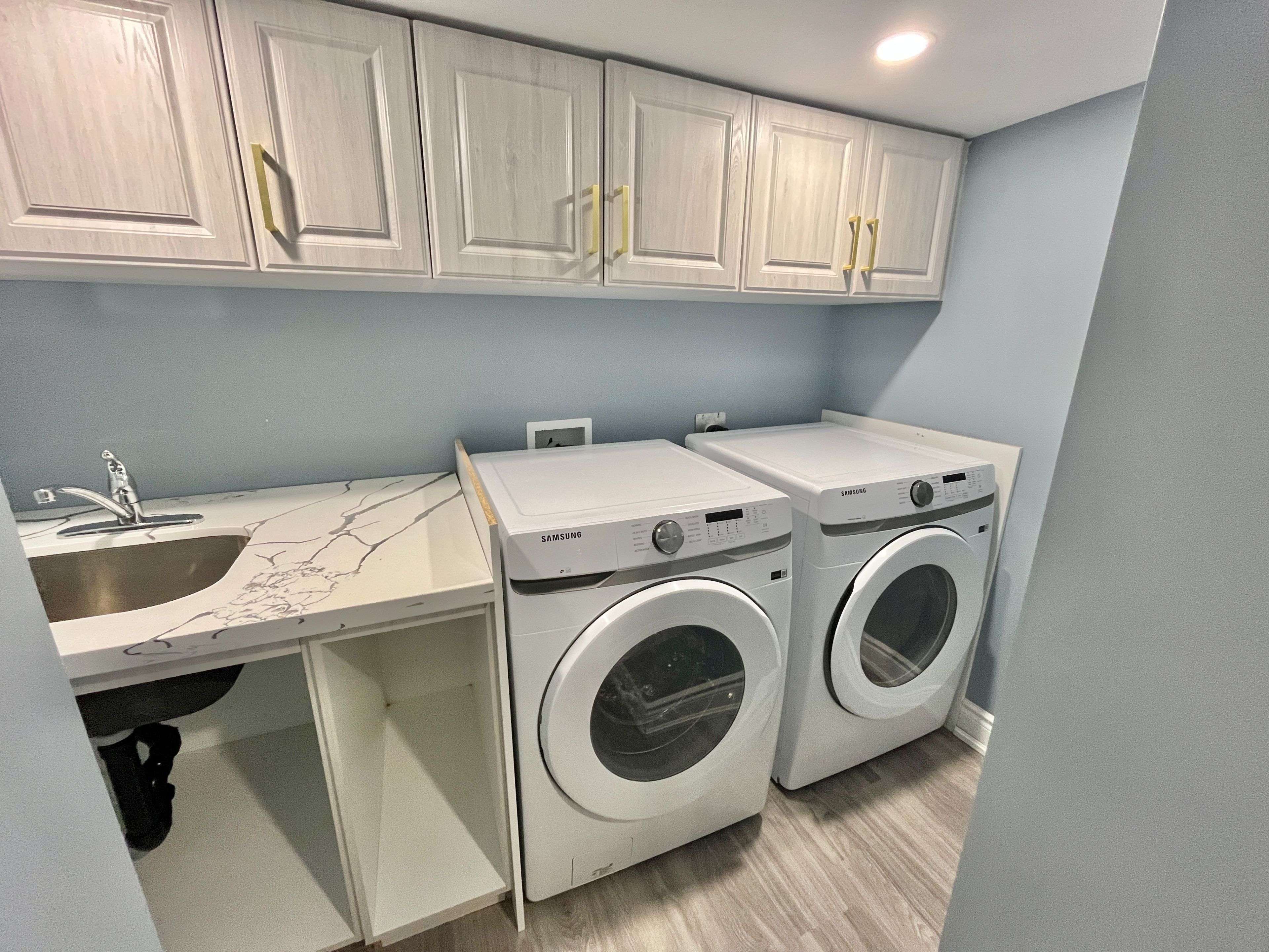 Whitby, ON L1P 0G9,2-42 Ogston CRES