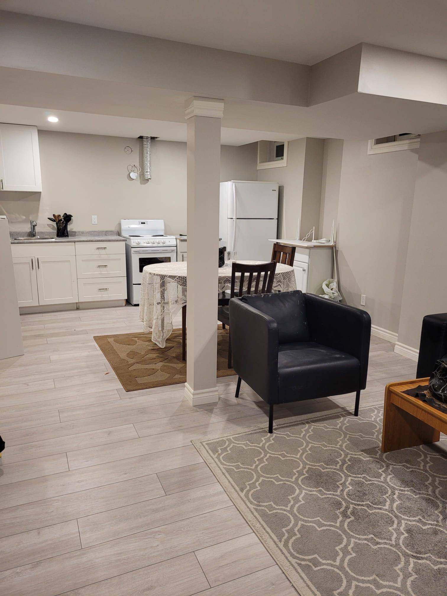 Aurora, ON L4G 7R8,7 Billingham HTS