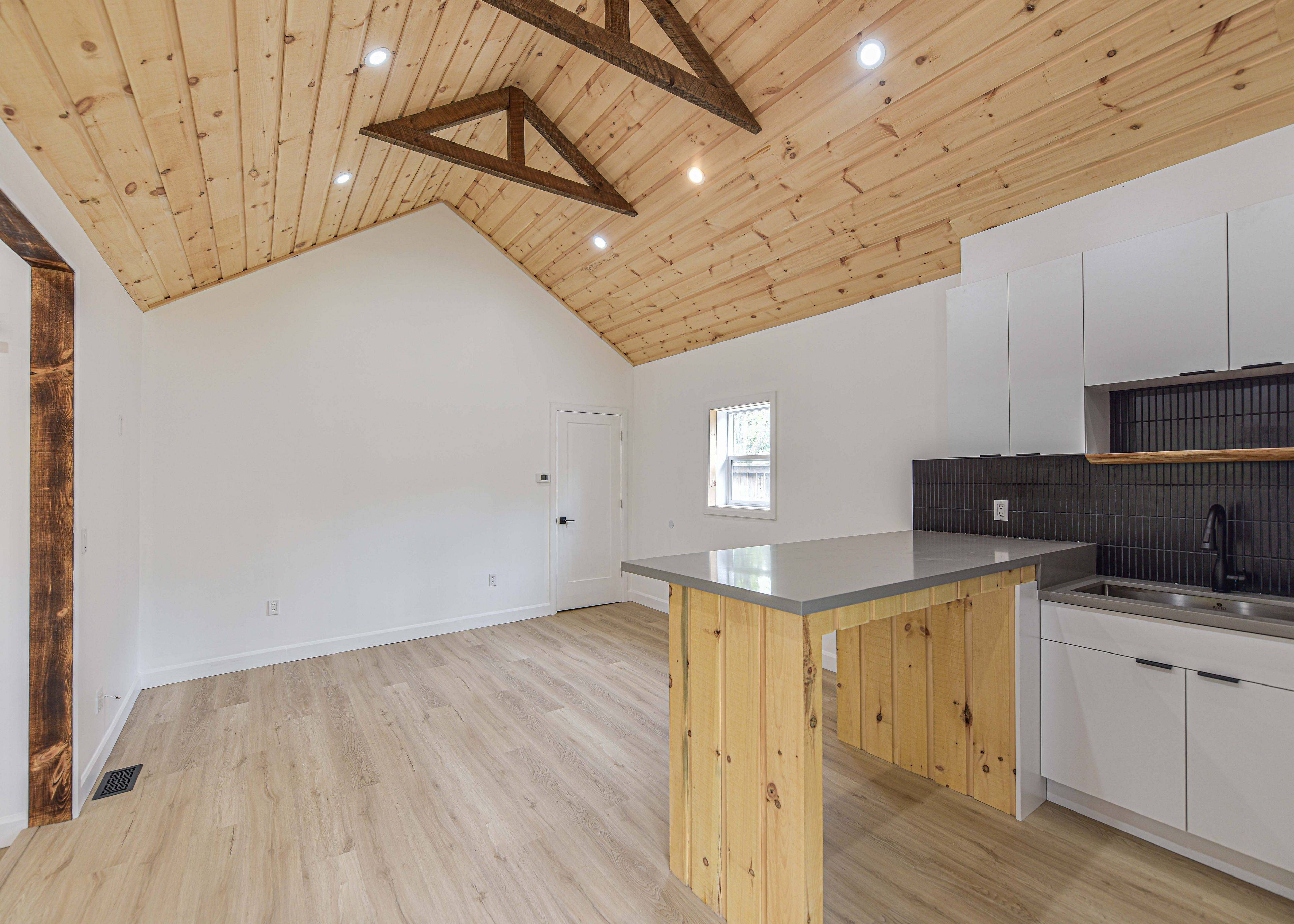 Orillia, ON L3V 3B8,274 Mississaga ST W #Unit C