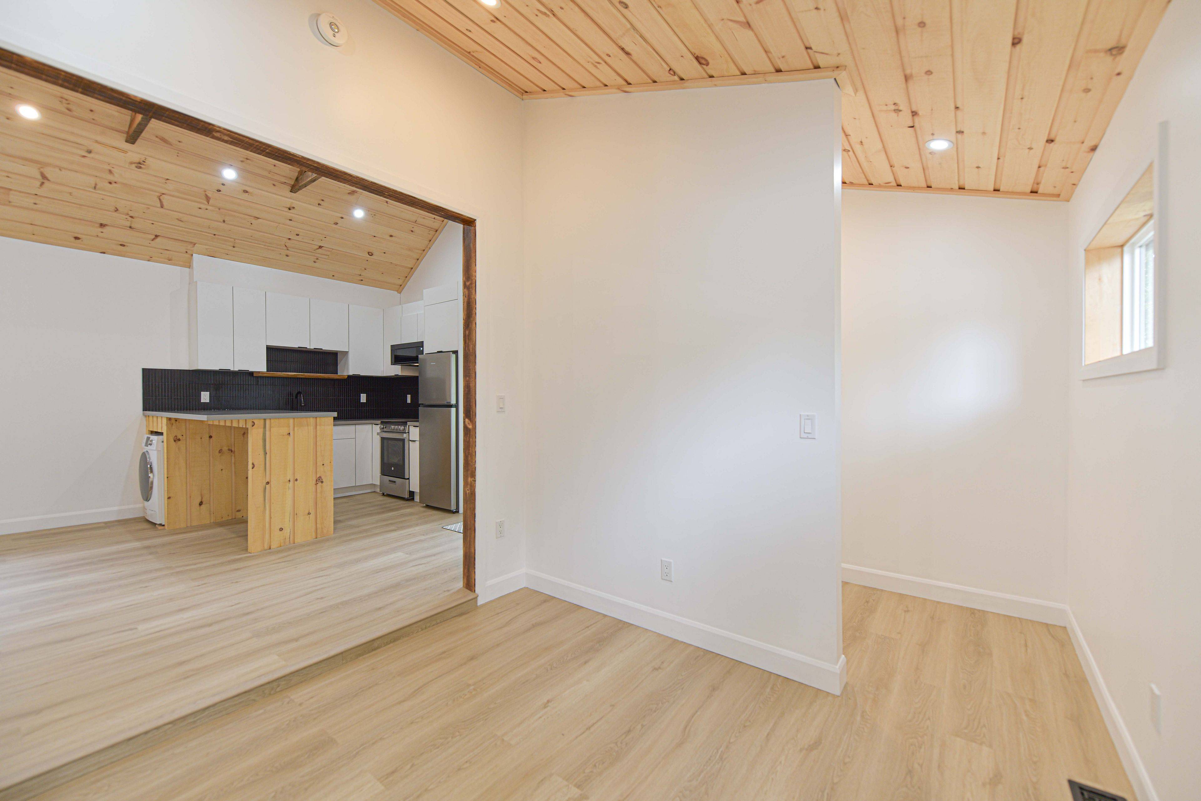 Orillia, ON L3V 3B8,274 Mississaga ST W #Unit C