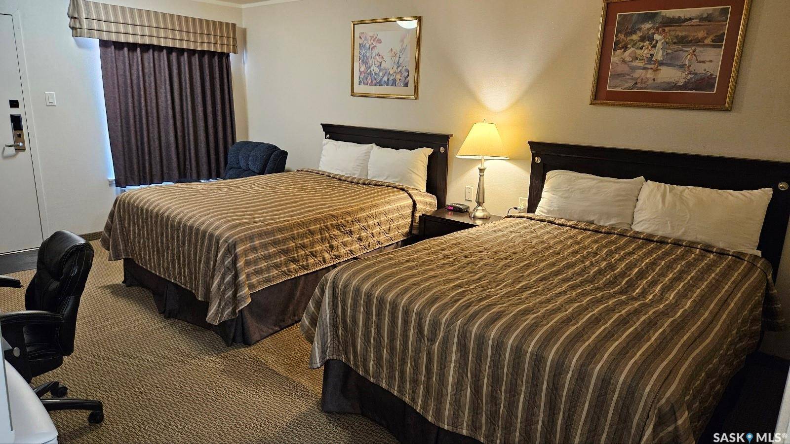 Weyburn, SK S4H 2J8,238 Sims AVENUE