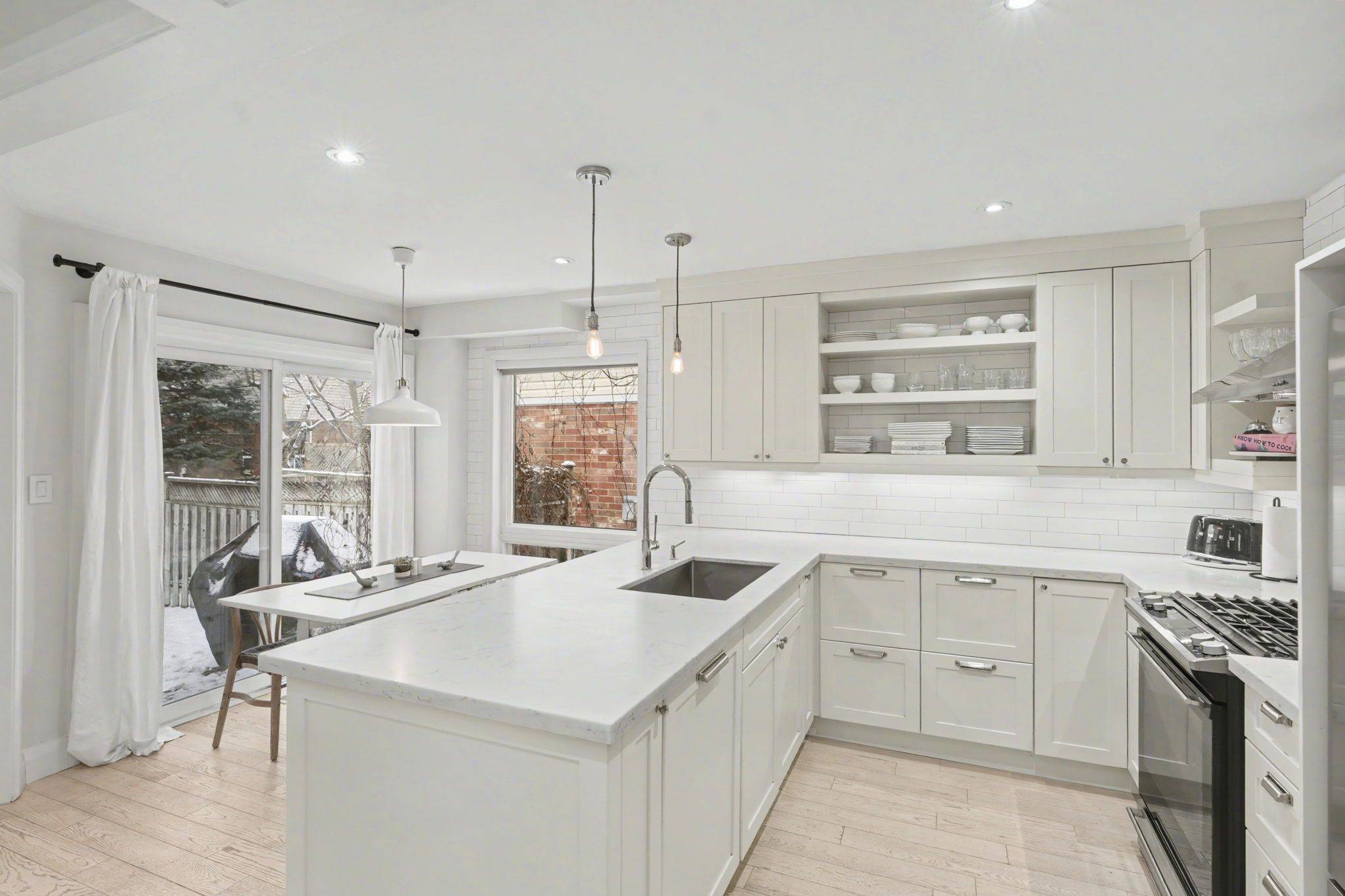 Burlington, ON L7L 6T7,2232 Casselman CT