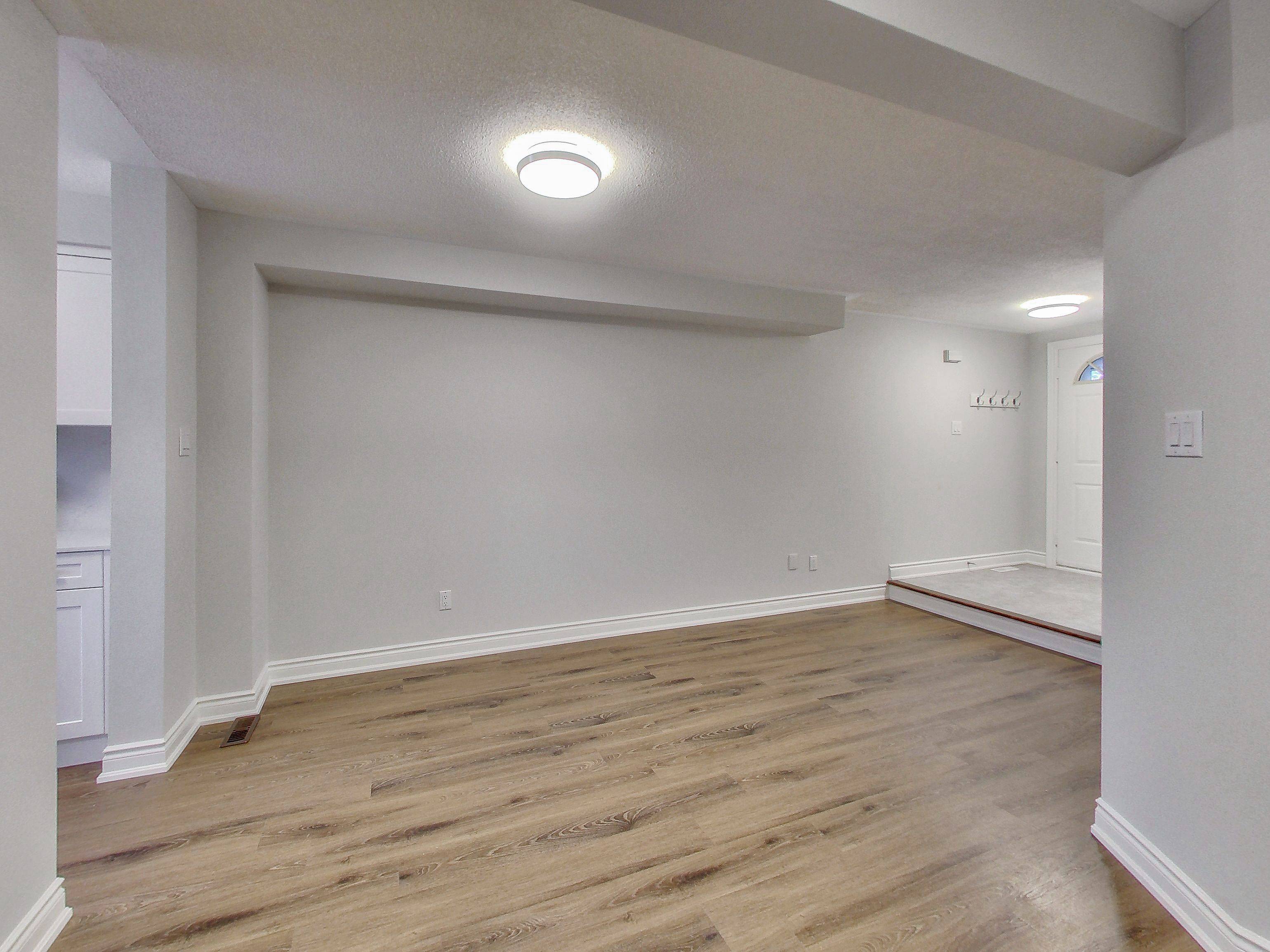 Oakville, ON L6H 6E2,2350 Grand Ravine DR #62