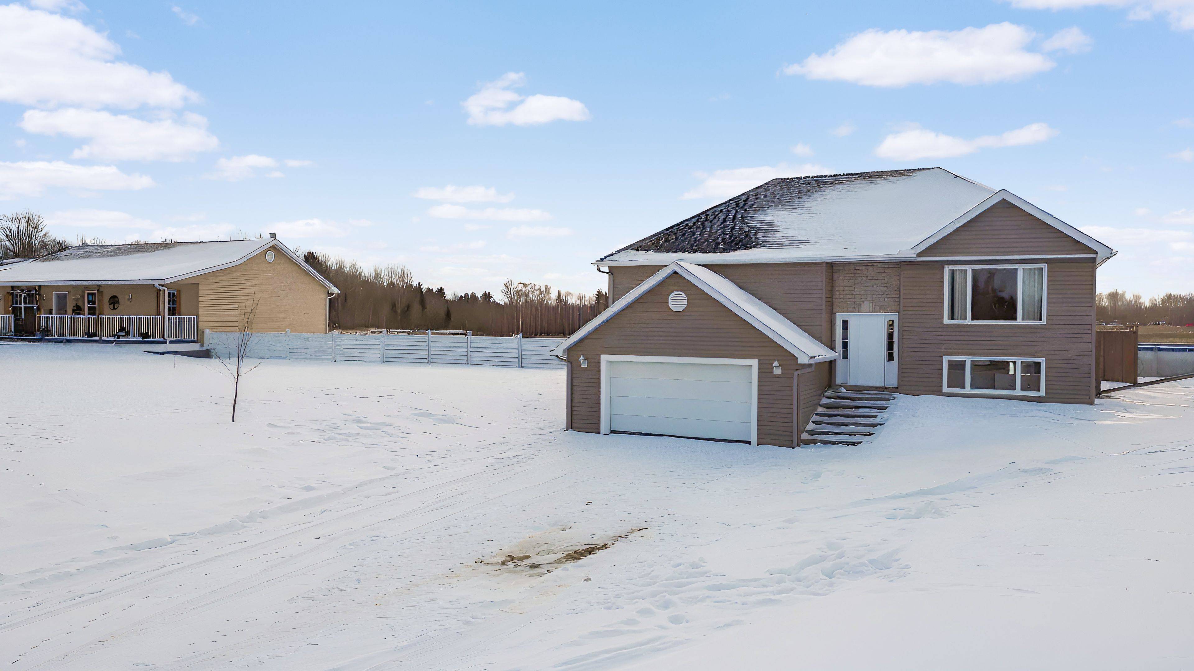 Horton, ON K7V 3Z6,2431 EADY RD