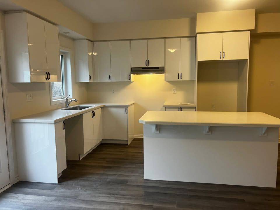 Hamilton, ON L9G 3K9,305 Garner RD W #69